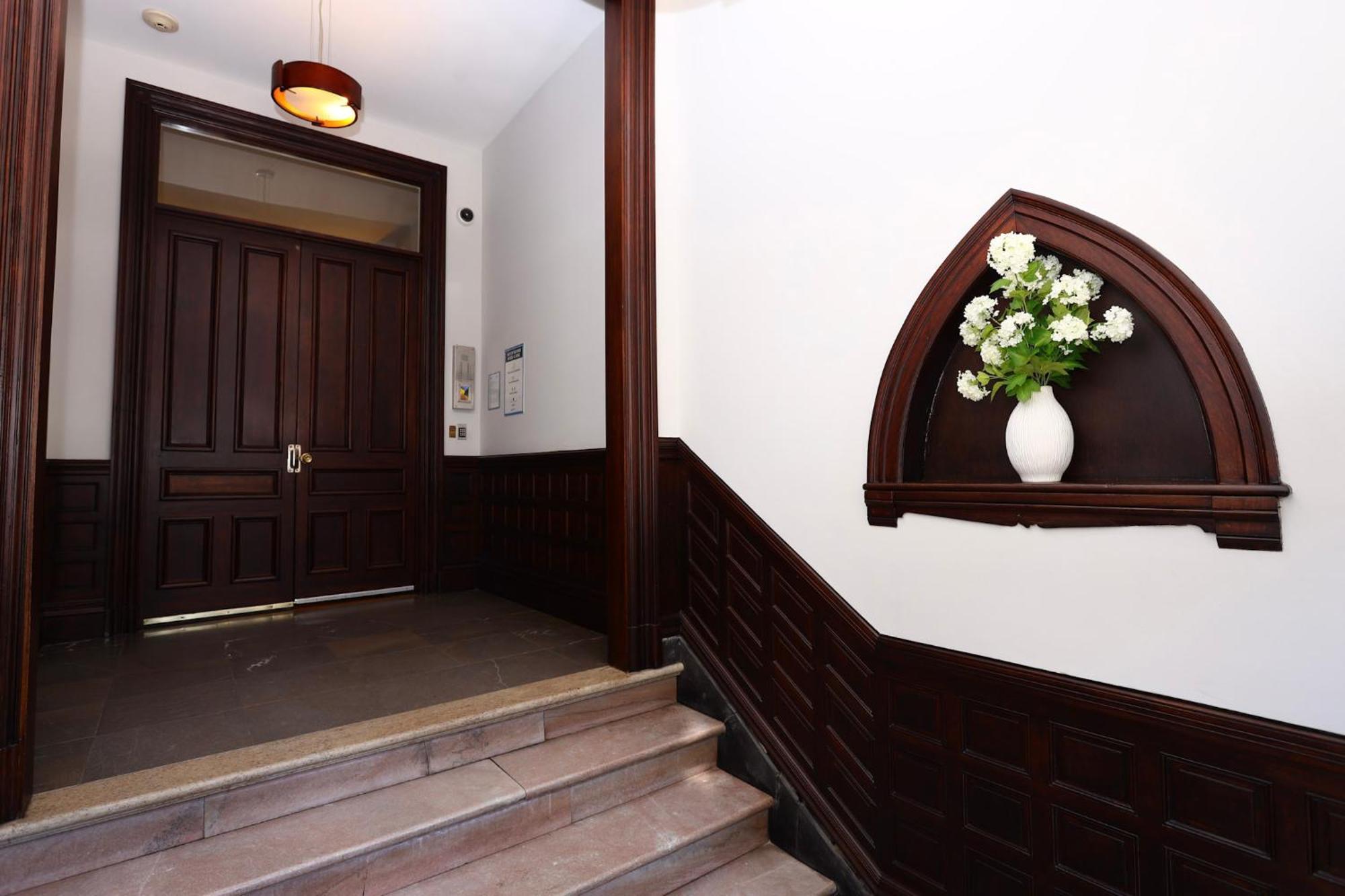 Stylish Newbury Street Studio, #2 보스톤 외부 사진