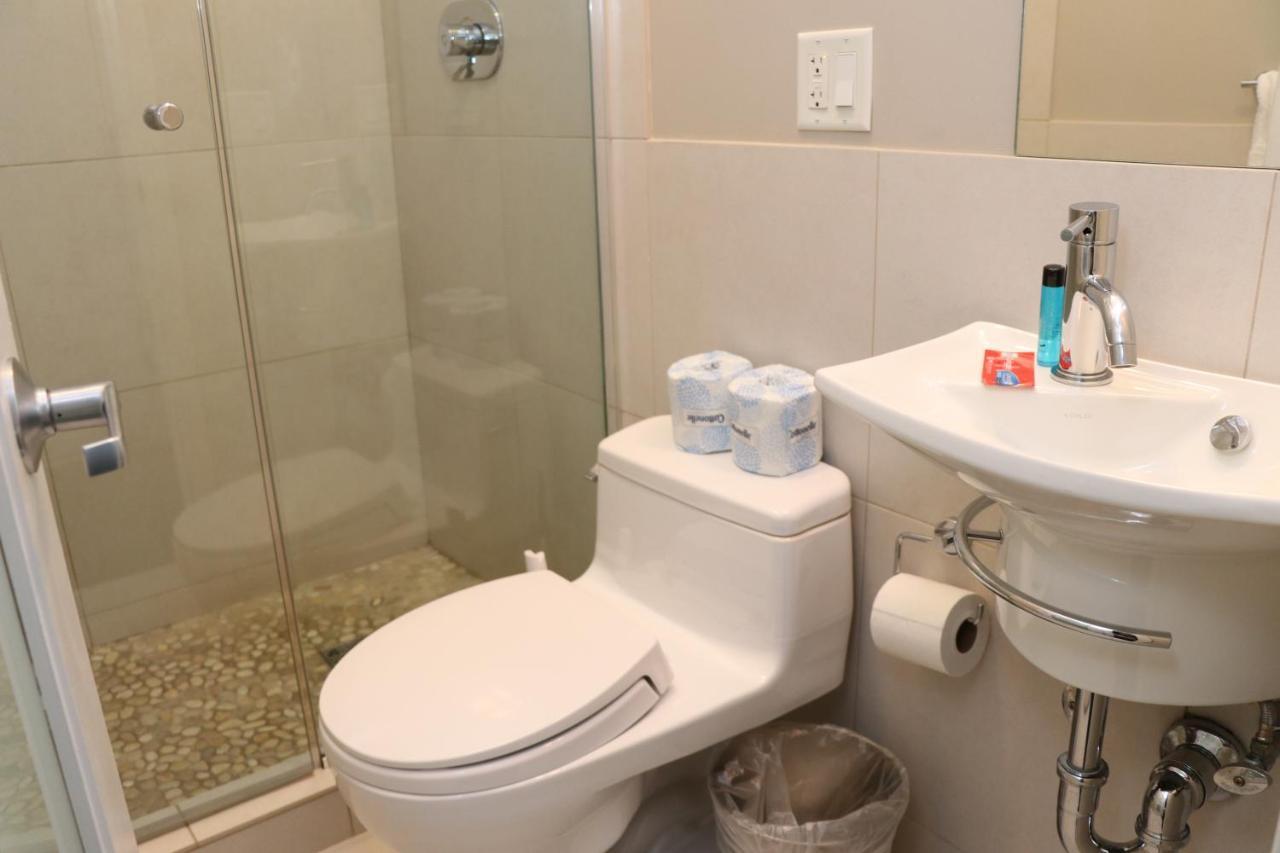 Stylish Newbury Street Studio, #2 보스톤 외부 사진